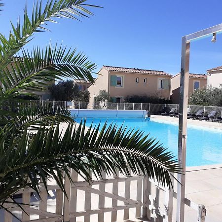 Sous Le Soleil Des Alpilles Apartment Mouries Exterior foto