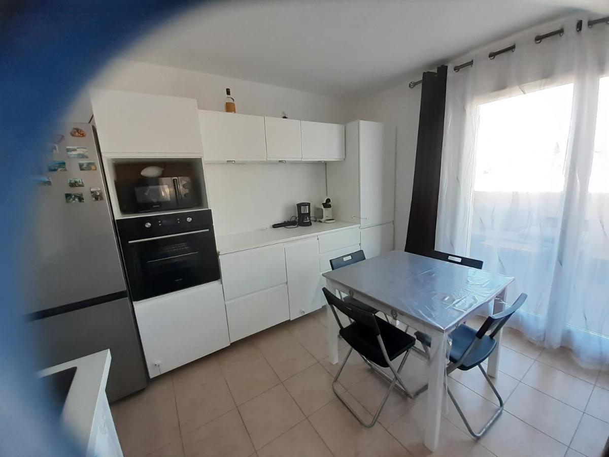 Sous Le Soleil Des Alpilles Apartment Mouries Exterior foto