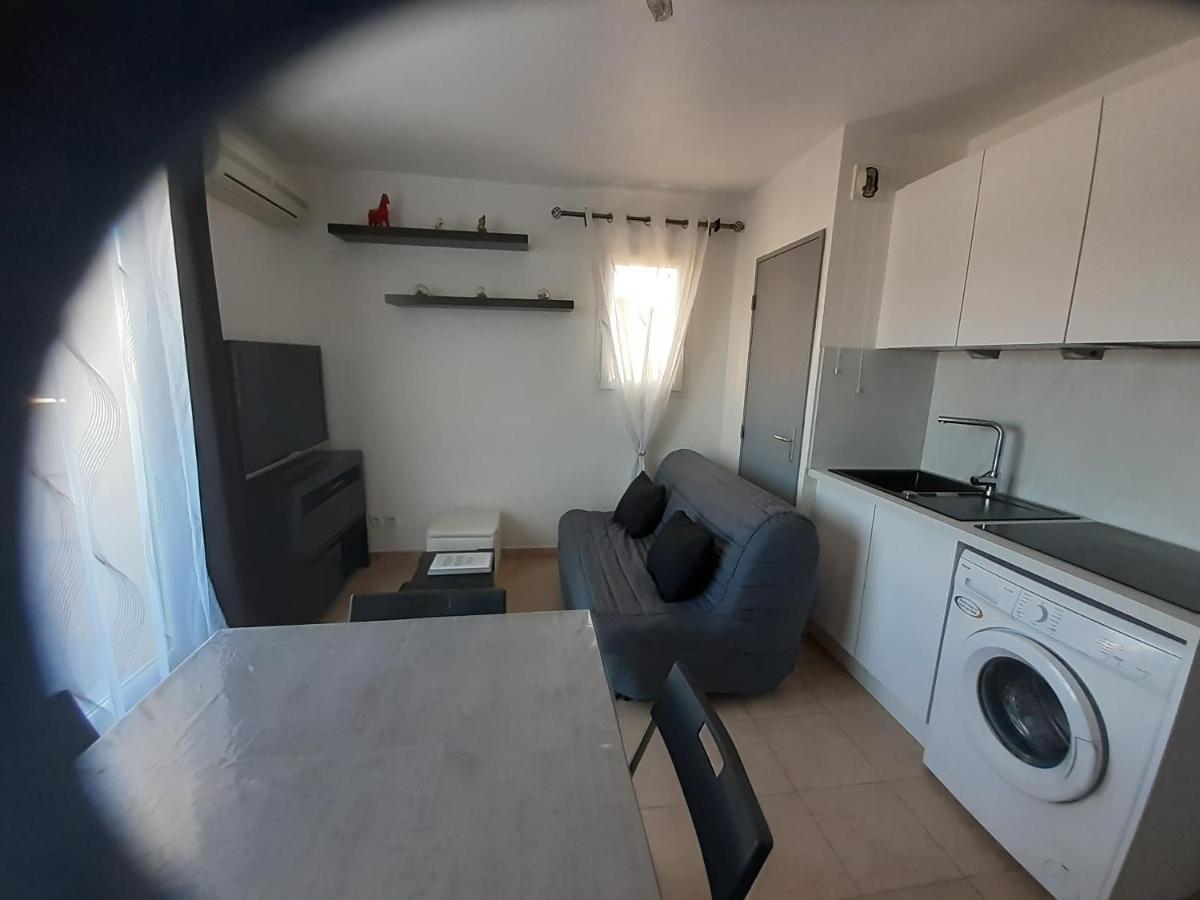 Sous Le Soleil Des Alpilles Apartment Mouries Exterior foto