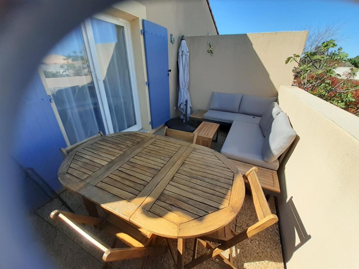 Sous Le Soleil Des Alpilles Apartment Mouries Exterior foto