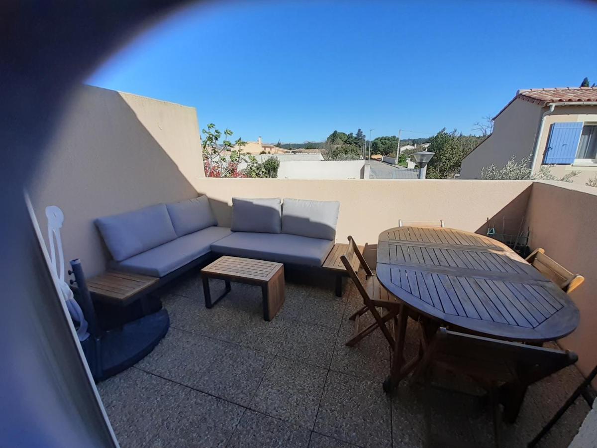 Sous Le Soleil Des Alpilles Apartment Mouries Exterior foto