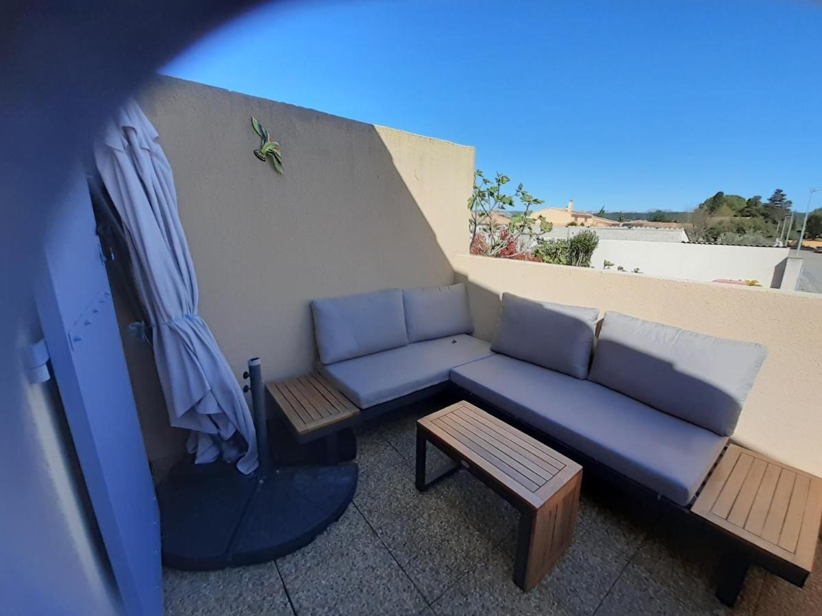 Sous Le Soleil Des Alpilles Apartment Mouries Exterior foto